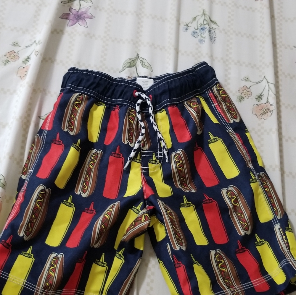 Size 5/6 Swin Trunks